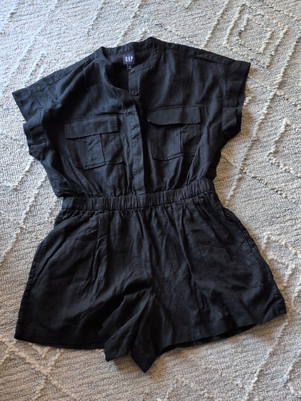 Gap Romper Size Medium